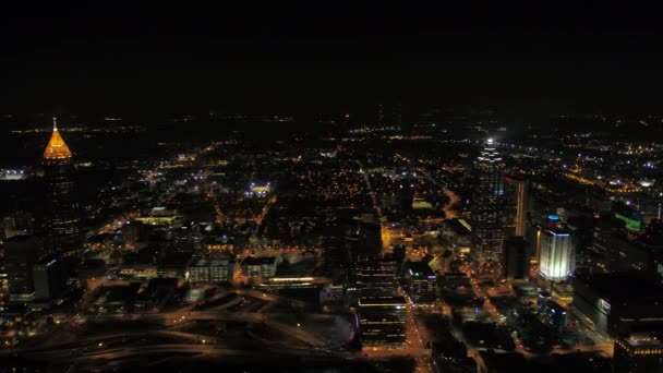 Atlanta Aerial V251 Létání Nad Centrem Města Výhledem Město Noci — Stock video