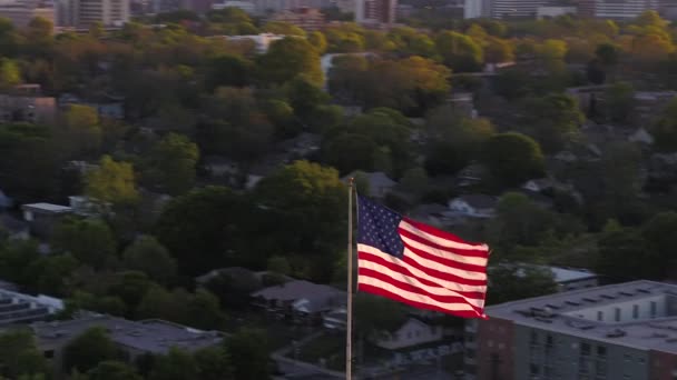 Atlanta Aerial V267 Flying Low American Flag Pcm Building Sunset — Video Stock