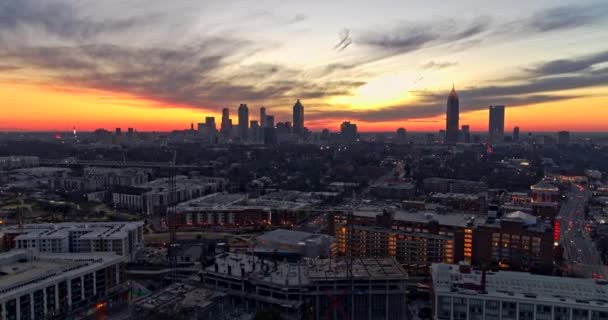 Atlanta Antenn V382 Panning Runt Ponce City Market Med Utsikt — Stockvideo