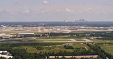 Atlanta Havalimanı v450 Yavaş panoramik görüntüleme - Haziran 2018