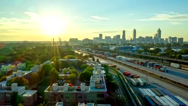 Atlanta Aerial V481 Hyperlapse Cityscape Transportation View Heading Setting Sun — стоковое видео