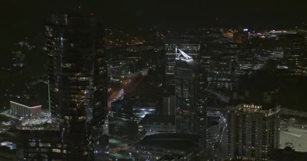 Atlanta Aerial V501 Sweeping Panoramic Night View Downtown Buckhead Cityscape — Stock video