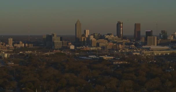 Atlanta Aerial V504 Panoramisch Uitzicht Het Stadsgezicht Van Het Centrum — Stockvideo