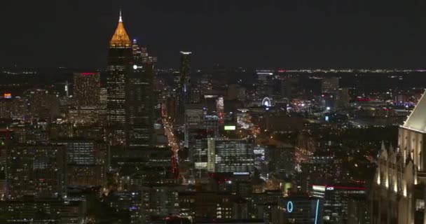 Atlanta Aerial V577 Nighttime Downtown Cityscape Midtown Perspective Bisecting City — Video Stock