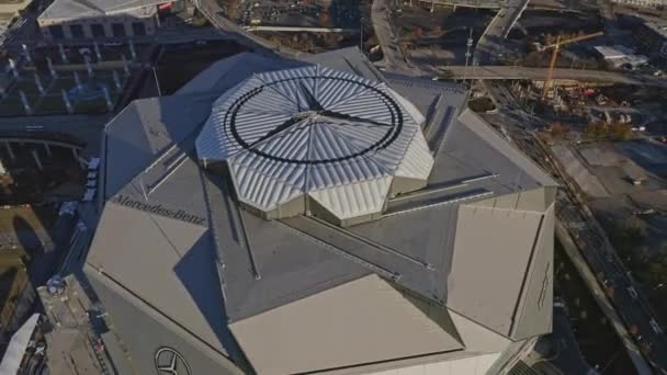 Atlanta Aerial V590 Reverse Panning Detail Downtown Stadium Cityscape Looking — Stock video