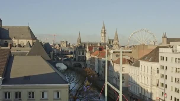 Gent Belgium Flyg Flyg Lågt Genom Leies Kanalstad Till Centrum — Stockvideo