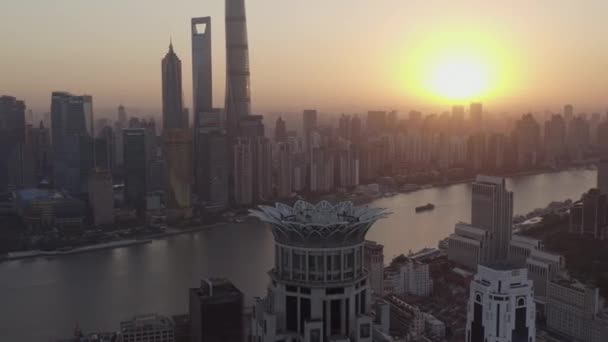 Shanghai China Aerial V73 Prawdziwy Panoramiczny Wschód Słońca Wieżą Huangpu — Wideo stockowe