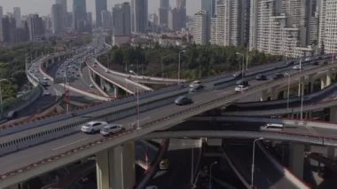 Şangay Çin Hava Aracı Kuzey Güney Yükseltilmiş Yol 'da dikey trafiği kapatıyor - Ekim 2018