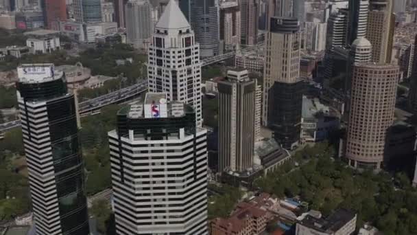 Shanghai China Aerial V98 Panning Birdseye Cityscape View Traffic Říjen — Stock video