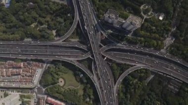 Şangay Çin Hava Aracı V108 Kuzey Güney Yüksek Yol Kavşağı ve çevre alanı - Ekim 2018