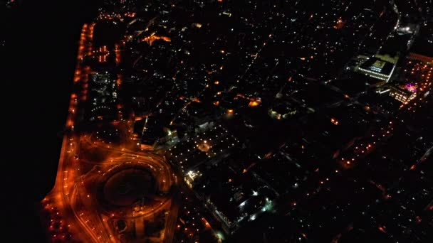 哈瓦那古巴V21垂直至高空鸟瞰哈瓦那旧城的夜晚与城市灯光 2018年4月 — 图库视频影像