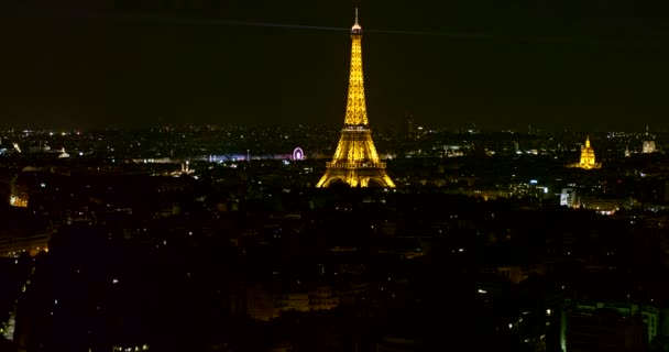 Paris France Aerial Vista Notturna Della Torre Eiffel Con Luce — Video Stock