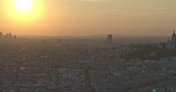 法国巴黎Aerial V36 Quick Moving True Cityscape Panorama Sacre Coeur Centre — 图库视频影像