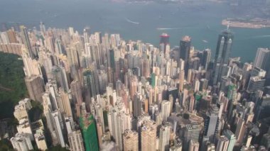 Hong Kong Havacılık v54 Birdseye şehir manzarası ile Central District üzerinde uçuyor - Şubat 2017