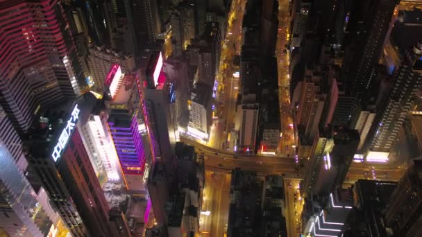Hong Kong Aerial V129 Birdseye Blick Fliegt Tief Rückwärts Über — Stockvideo