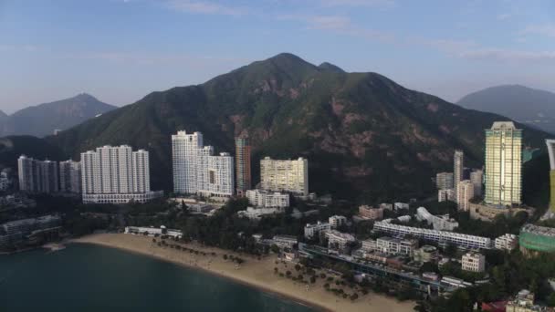 Hong Kong Aerial V148 Flying Low Repulse Bay Area Panning — Stock Video