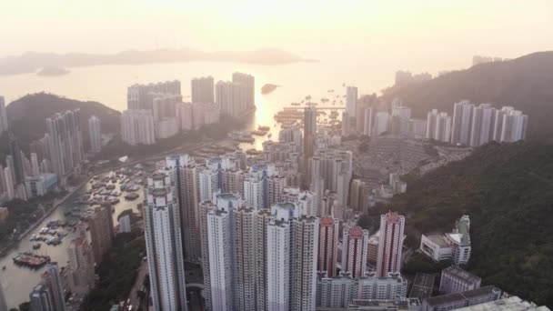 Hong Kong Aerial V153 Voando Sobre Área Aberdeen Panorâmica Com — Vídeo de Stock