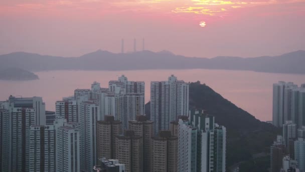 Hong Kong Aerial V157 Closeup View Flying Low Condominium Buildings — Stock Video