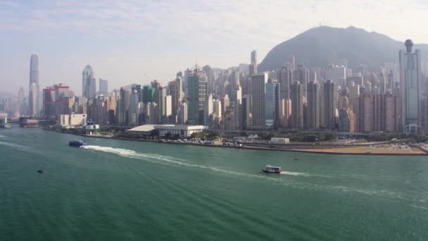 Hongkong Flygfoto V170 Flyg Lågt Över Victoria Harbour Med Utsikt — Stockvideo