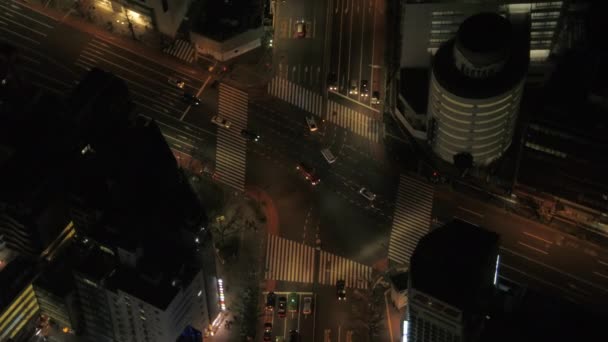 Tokyo Japan Aerial V167 Volando Sobre Intersección Shinjuku Por Noche — Vídeos de Stock