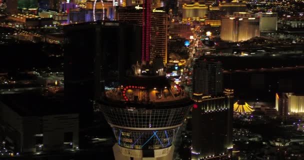 Las Vegas Aerial V39 Panou Închidere Jurul Turnului Stratosphere Timp — Videoclip de stoc