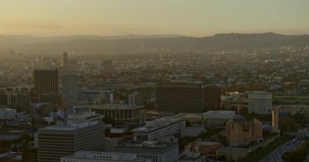 Los Angeles Aerial V149 Rotating North South Looking West Sunset — Video Stock