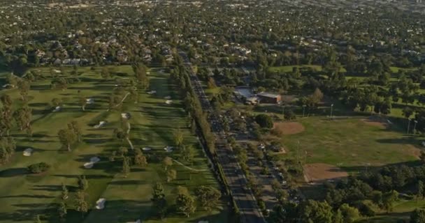 Los Angeles Aerial V214 Panning View Overtop Cheviot Hills Park — Wideo stockowe