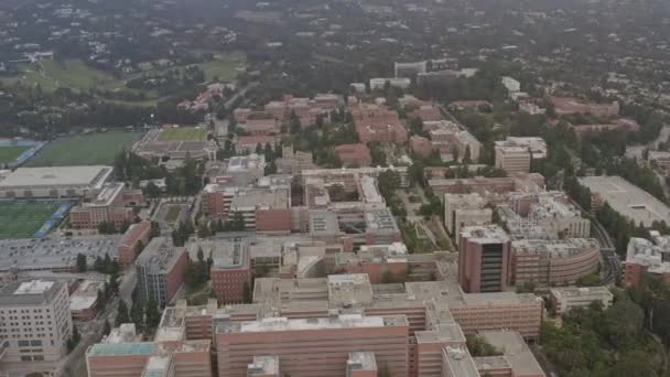 Los Angeles Aerial V266 Birdseye Vista Campus Universitário Westwood Cruzando — Vídeo de Stock