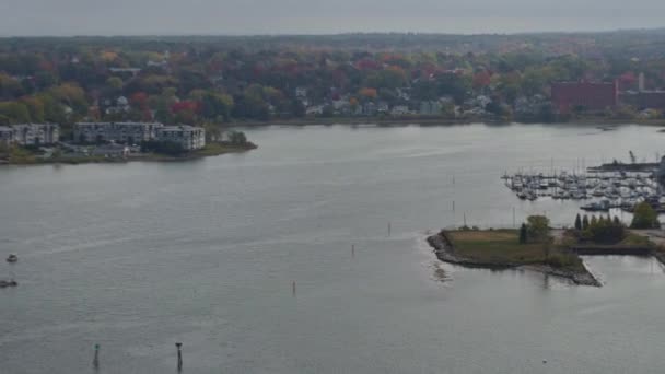 Portland Maine Aerial V20 Panoramic Landscape View Knightville Ferry Village — 图库视频影像