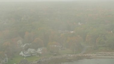 York Maine Havacılık v64 Neddick Burnu 'nun sis ve okyanus manzaralı hali - Ekim 2017