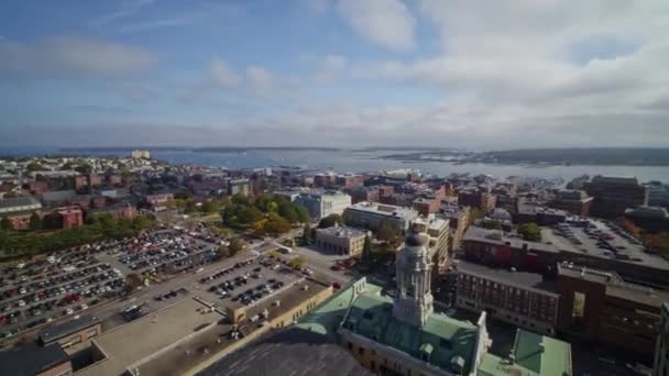 Portland Maine Aerial V13 Panoramatický Pohled Centrum Města Fore River — Stock video