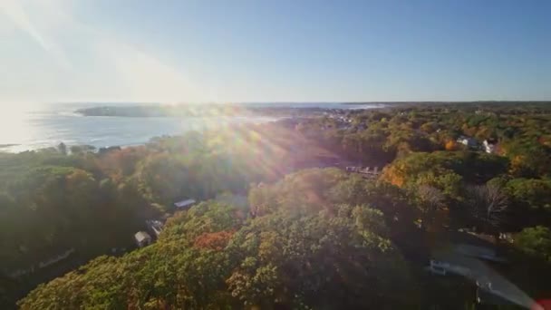 York Maine Aerial V72 True Panoramic Sunshine Cape Neddick Cityscape — 비디오