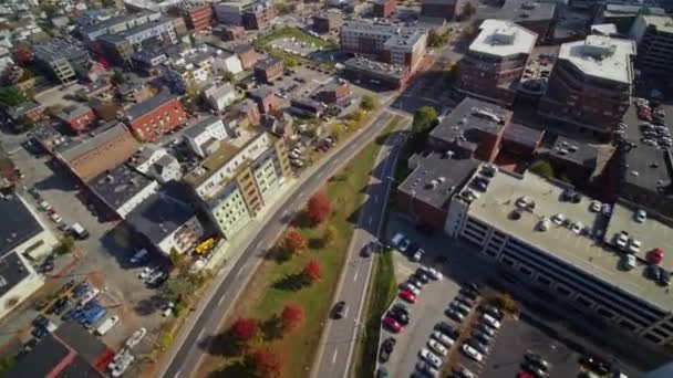 Portland Maine Aerial V11 Panning Birdseye Girando Torno Centro Cidade — Vídeo de Stock