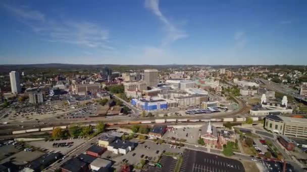 Worcester Massachusetts Aerial Schwenken Innenstadt Drehscheibe Stadtbild Detail Oktober 2017 — Stockvideo