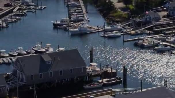 Cape Cod Massachusetts Antenn Panning Runt Tittar Ner Över Millway — Stockvideo