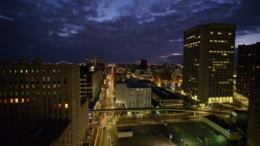 Detroit Michigan Havayolları v139 Lafayette Bulvarı 'nın uçuş yolu, akşam üstü - Ekim 2017