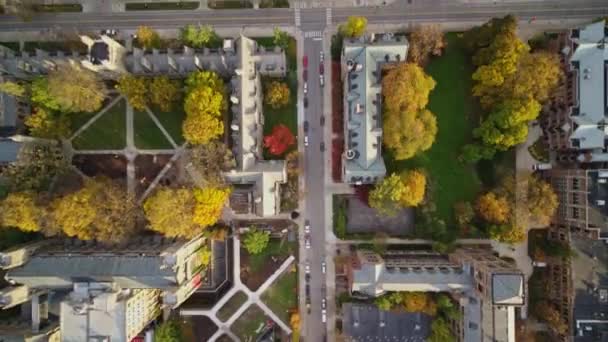 Ann Arbor Michigan Aerial V31 Caminho Reto Vista Vertical Campus — Vídeo de Stock