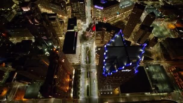 Detroit Michigan Aerial V158 Nighttime Reverse Birdseye View Downtown Cityscape — Video Stock