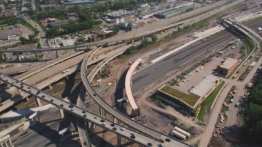 Montreal Quebec Hava Aracı V83 Büyük otoyol kavşağında uçuyor Mahalle - Temmuz 2017