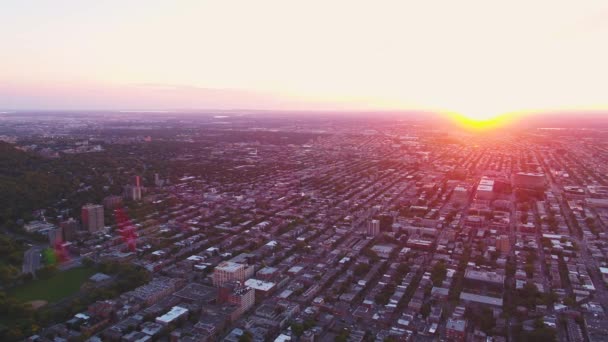 Montreal Quebec Luchtfoto V11 Vliegen Het Centrum Panning Met Zonsondergang — Stockvideo