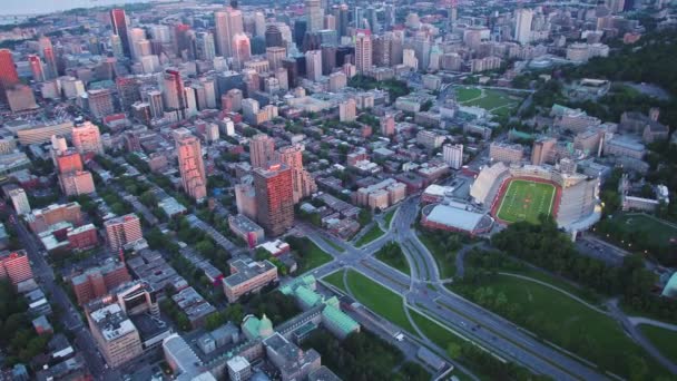 Montreal Quebec Luftaufnahme V96 Vogelperspektive Die Über Die Innenstadt Fliegt — Stockvideo