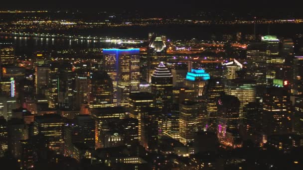Montreal Quebec Aerial V112 Letí Nízko Nad Centrem Noci Panning — Stock video