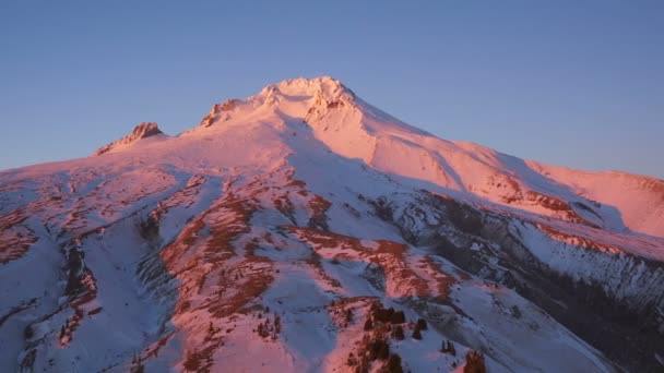 Hood Aerial V30 Voler Dessus Partie Haute Montagne Panoramique Coucher — Video