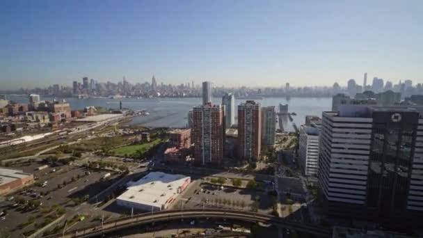 Jersey City New Jersey Aerial Panning Away Reverse Jersey City — Vídeo de Stock
