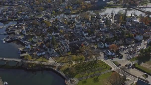 Portsmouth New Hampshire Havacılık Panoramik Kuş Bakışı Konuttan Şehir Merkezine — Stok video