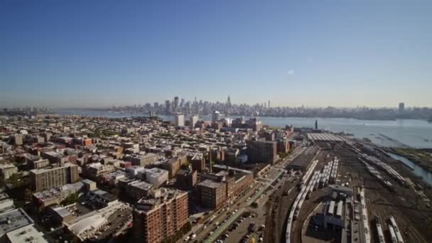 Jersey City New Jersey Aerial Hoboken Felett Átvizsgálva Manhattan Belvárosát — Stock videók