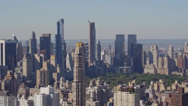 Nyc New York Aerial V126 Panning Birdseye Från Central Park — Stockvideo