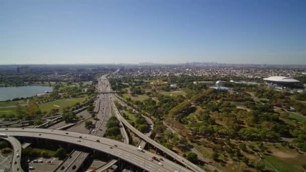 Nyc New York Lucht V145 Panning Weg Van Flushing Meadows — Stockvideo