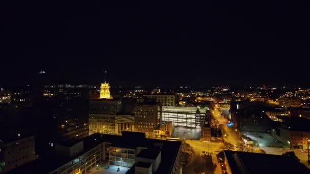 Rochester New York Aerial Baixa Vista Panorâmica Centro Cidade Noite — Vídeo de Stock