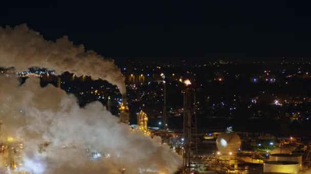 Toledo Ohio Aerial V19 Panning Kolem Rafinérie Ropy Průmyslové Město — Stock video